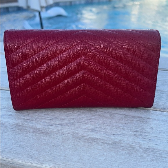 YSL Cassandre Chain Wallet - Picture 4 of 11